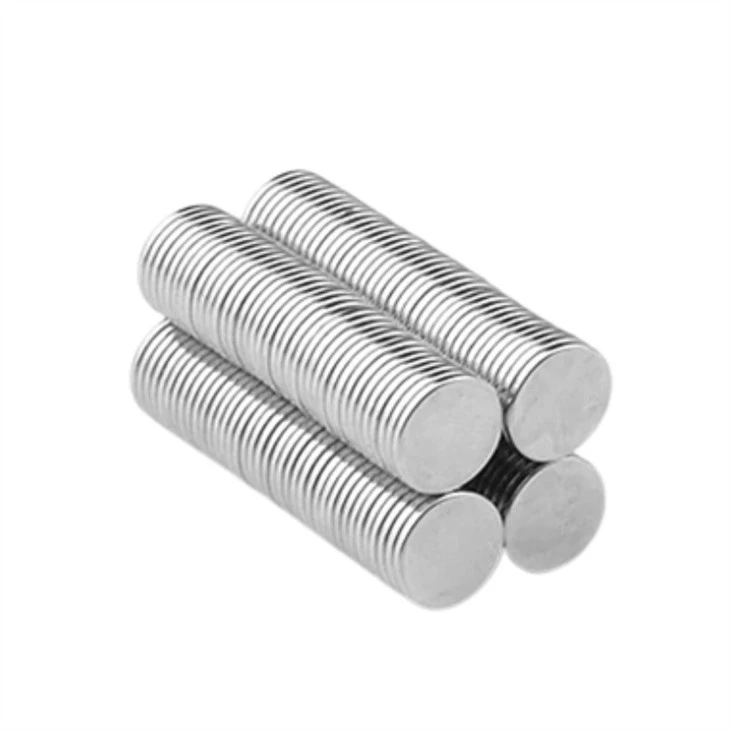small round magnet